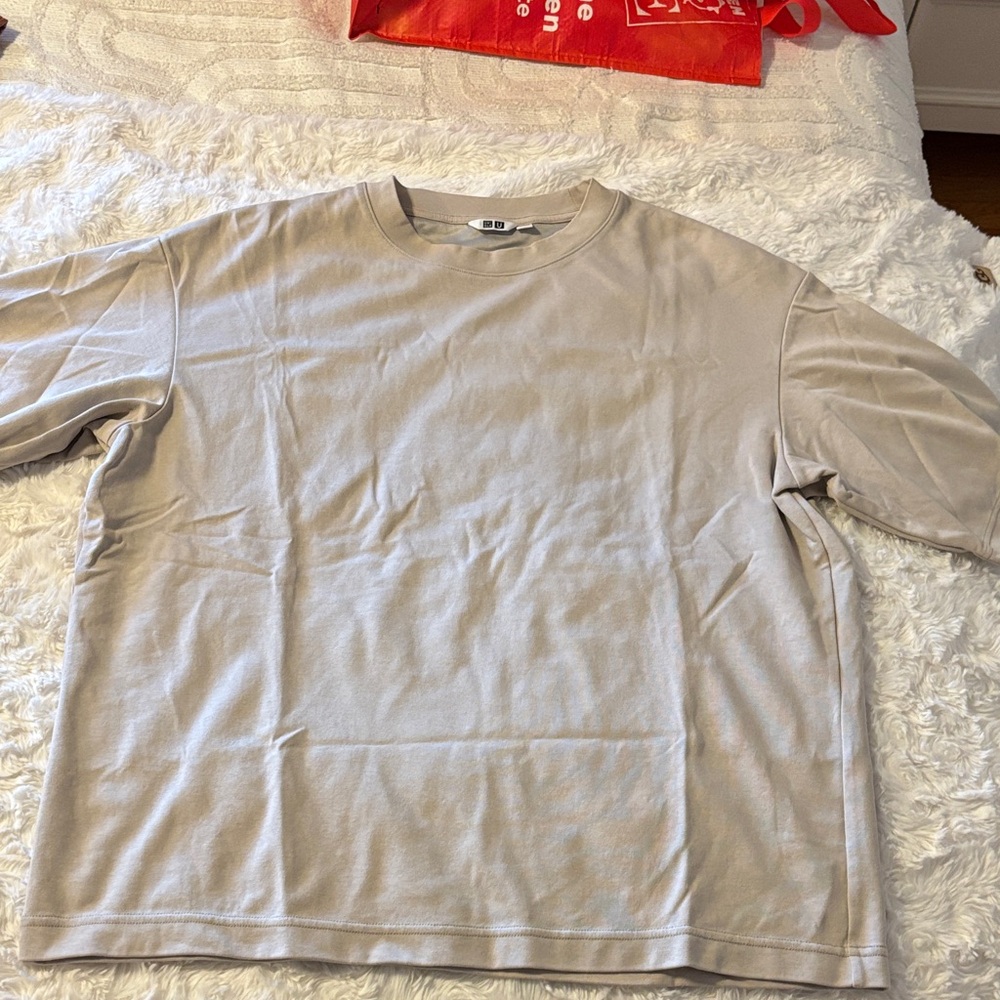 Uniqlo Men's Short Sleeve Crewneck Shirt - Light Beige